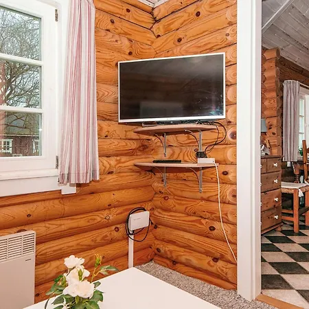 6 Person In * Hovborg